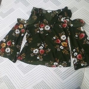 Umgee blouse size small